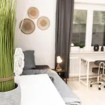 Cosyhomes24 - Centrally With Parking Space - Ha01 *