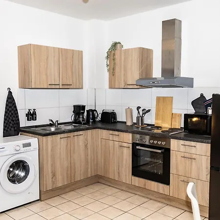 Appartement Ha-mitte 01-1 I Monteurwohnung Uno I Wlan, Bettwaesche & Handtuecher, Parkplatz I Cosyhomes24 *